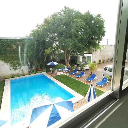 Hotel Las Dalias Inn Merida Exterior photo